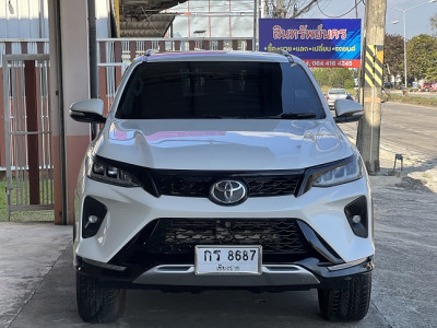 2017 Toyota Fortuner 2400 - auto